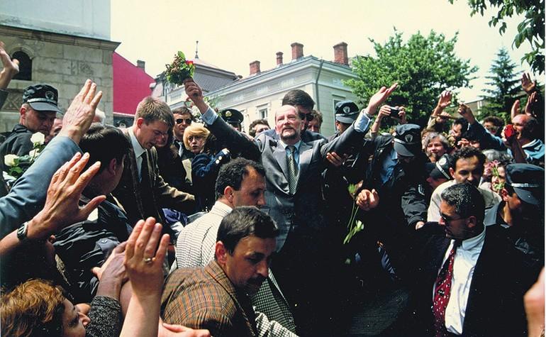 Retour triomphal de Siméon II à Sofia le 25 mai 1996 après 50 ans d'exil