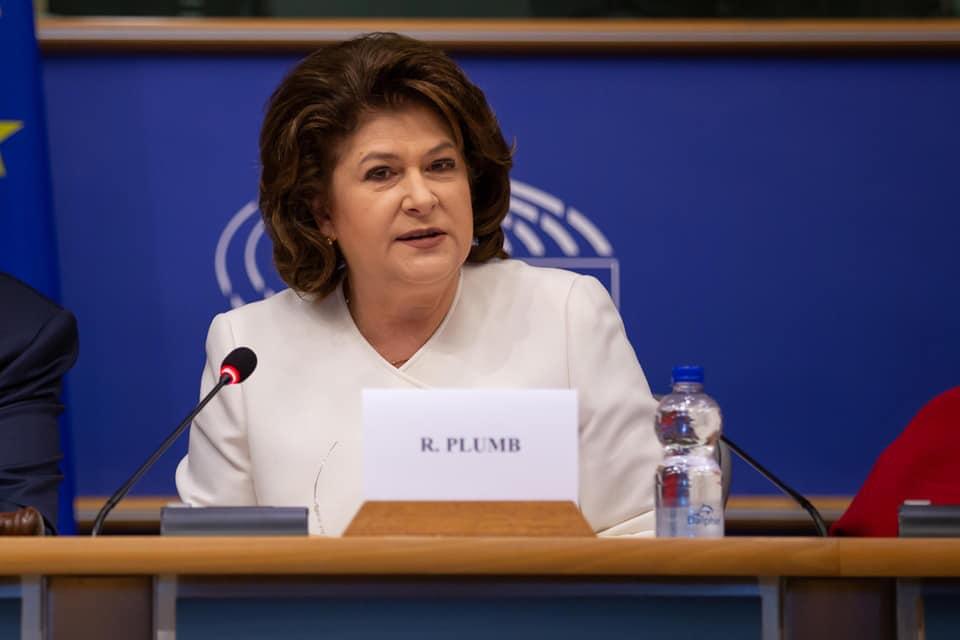 rovana-plumb-ministre-fonds-eu-elections-europeennes-2019