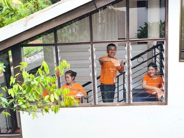 un élève apprend le métier