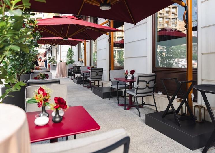 Sass' Outdoor terrasse Corinthia Grand Hotel Bucarest