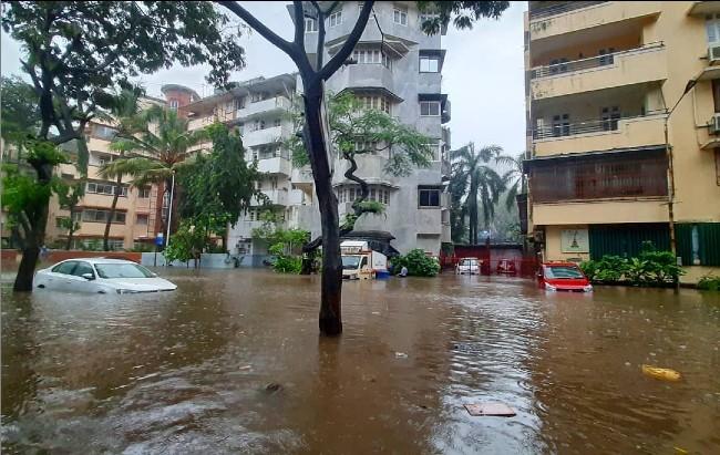 mousson pluie vent bombay Mumbai