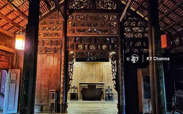 Shading Light on Khmer Wooden House