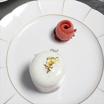 Dessert par le chef Peter Glenn prevu pour le brunch et diner epicurien du Shangri-La Chiang Mai