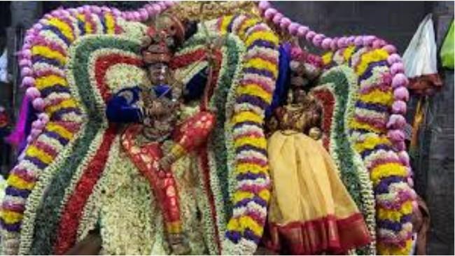 Représentation de Shiva et Parvati pour la fête de Panguni