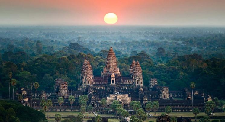 Siem Reap, parade géante et reconnaissance internationale