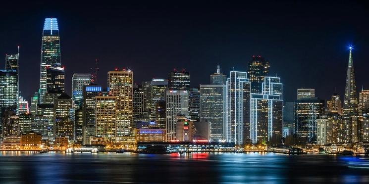 La skyline de San Francisco de nuit - Crédit Photo Eric Thurber