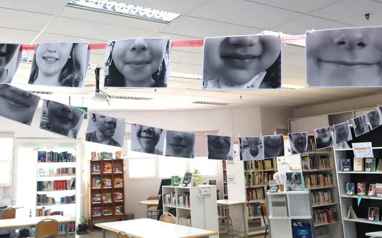 Exposition au LFIB Sous le sourire le masque