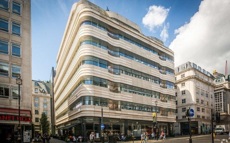 St James’s Market St - James’s