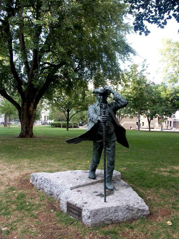statue de James McGill