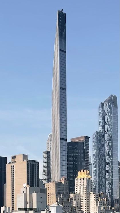 La Steinway Tower ou 111 West 57th Street, 3e gratte-ciel le plus haut de New York