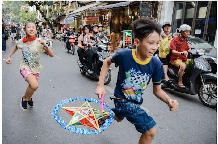 THANH Hue, de la série Ici Hanoï