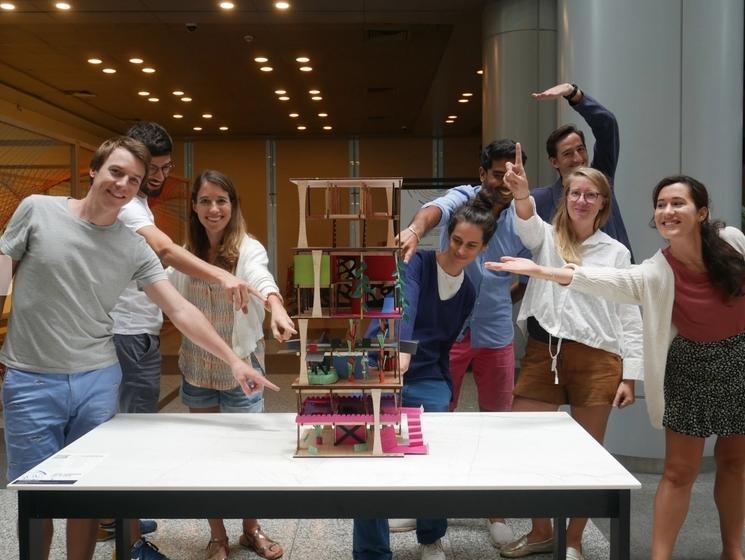 Photo d'un atelier de team buidling avec Betty Tuffé