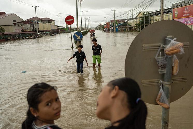 The severe flooding in Cambodia last year damaged dozens of garment