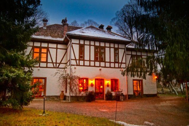 The-Machine-House-château-Mikes-Zabala