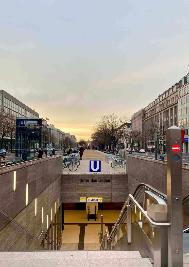 Station U-Bahn Unter den Linden