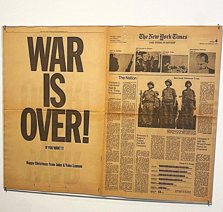 Page du New York Times sur laquelle est inscrit "La guerre est finie (si vous le voulez)"