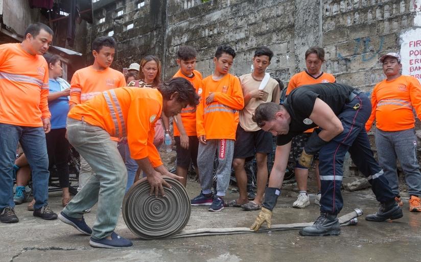 pompiers cebu bidonvilles