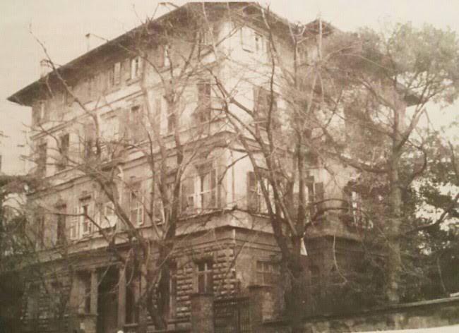 Arif Sarıca Paşa Köşkü Moda