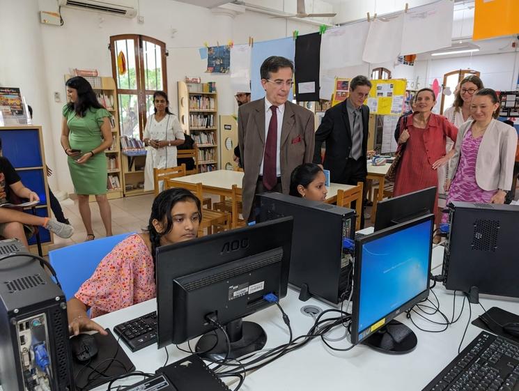 Visite de l'école française et de l'Alliance française