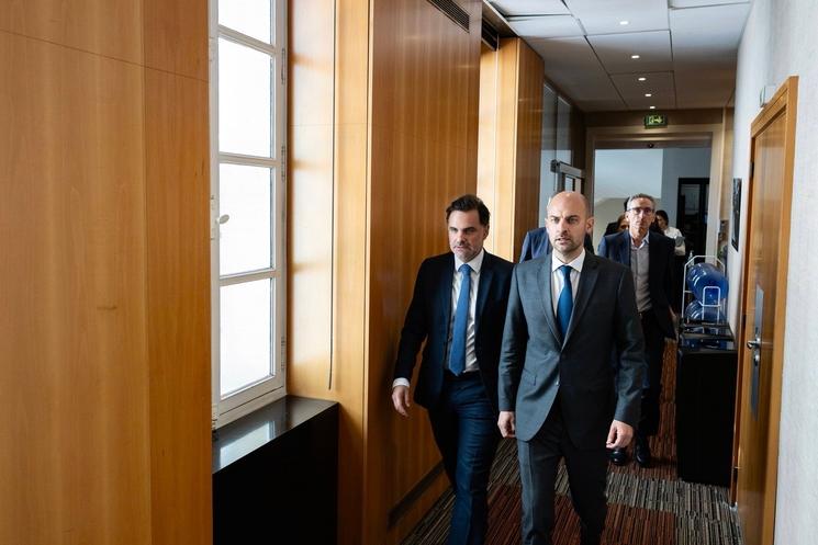 jean noël Barrot et Laurent Saint Martin le 19 juin au centre de crise