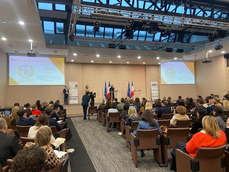 Expat communication dévoile le baromètre 2025 - 1er décembre 2025