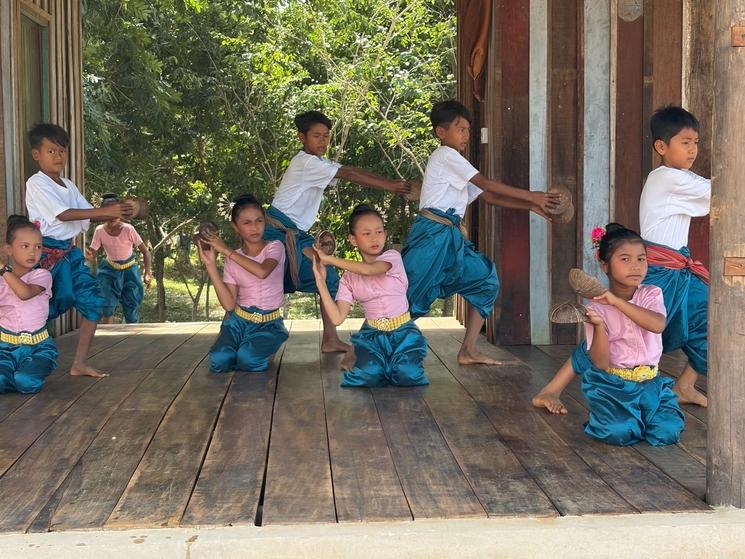 École de danse khmère au Cambodge.