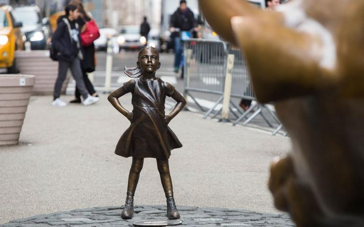 Fearless Girl statue
