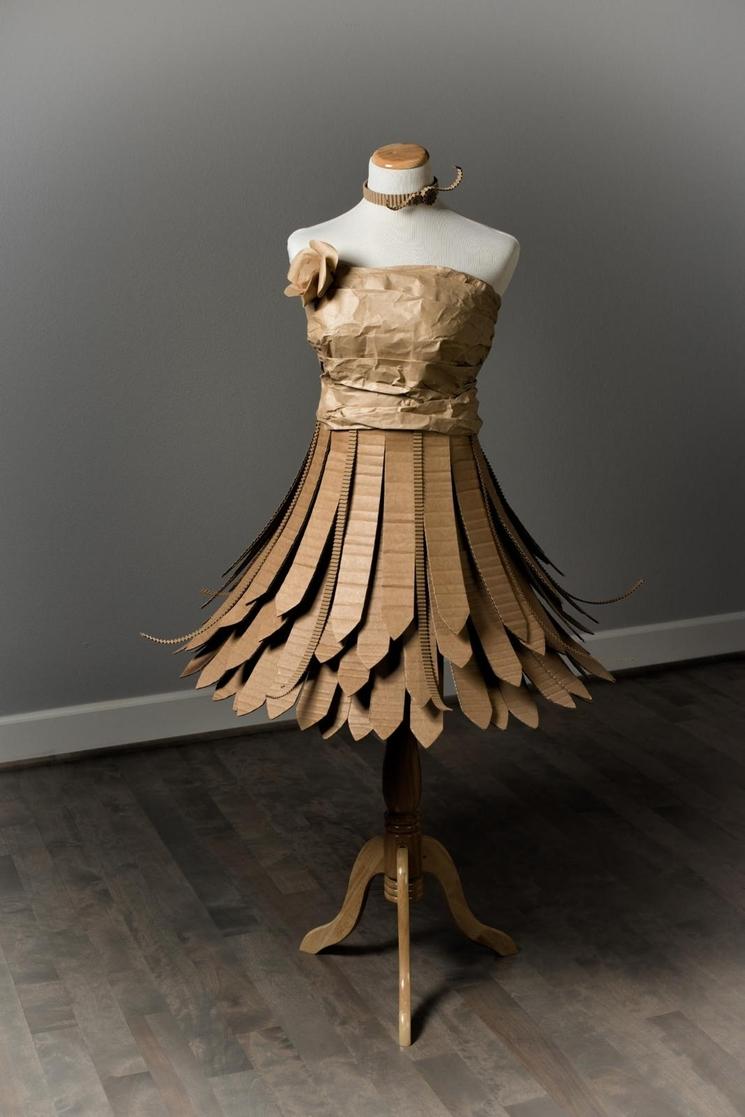 Création en carton de l'éco-artiste Aline Bloch