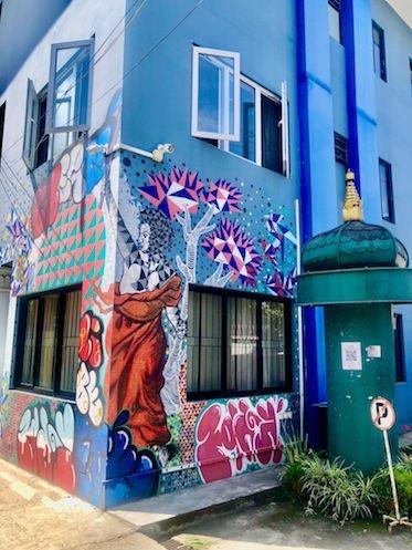 Le mur peint de l'AF de Katmandou