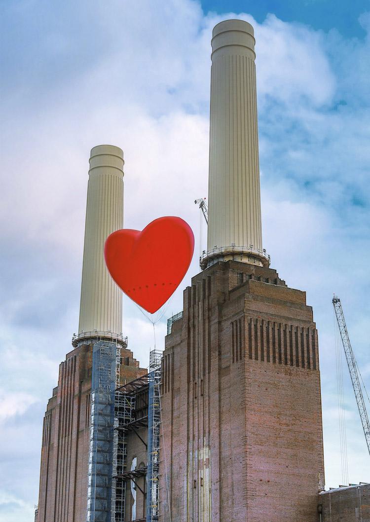 Coeurs géants ballons accrochés partout dans Londres St Valentin Fashion Week