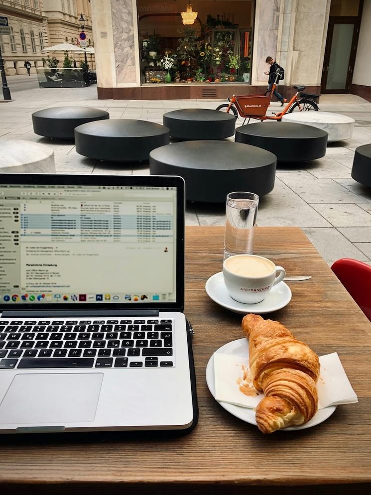 digital nomads
