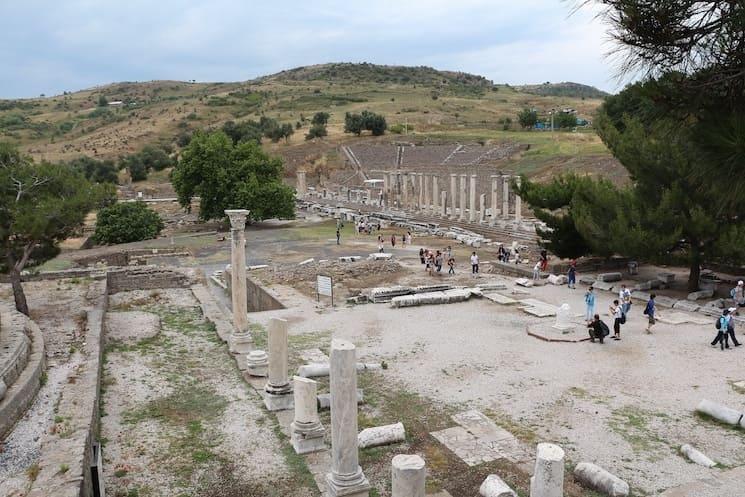 Vestiges de l’Asclépiéion de Pergame à Bergama, ancien centre médical antique