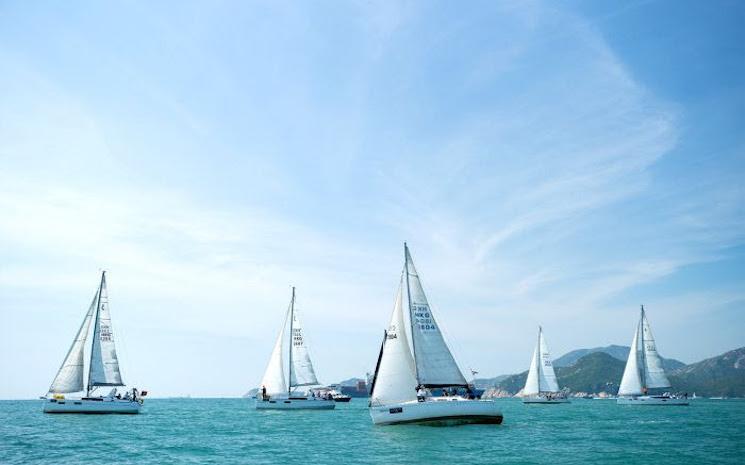 bateaux a voile beneteau cup