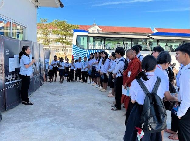 Bus du Tribunal ECCC