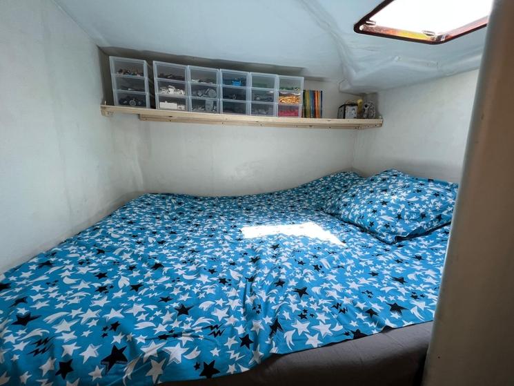 La cabine de Malo Valeyre mesure deux mètres sur un mètre quarante.