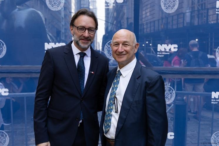 Le Consul Général de France à New York, Cédrik Fouriscot et le président du Conseil Consulaire de France, Gérard Epelbaum