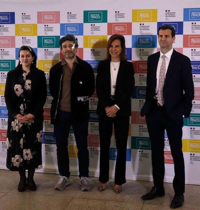 photocall avec l'ambassadrice