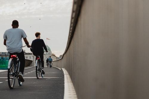 les aménagements de pistes cyclables, ponts et autoroutes à vélo à Copenhague