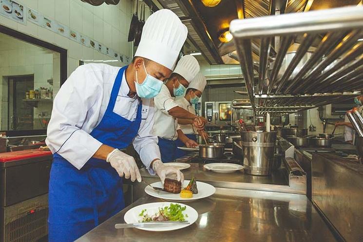 cuisine du Topaz à Phnom Penh C Thalias