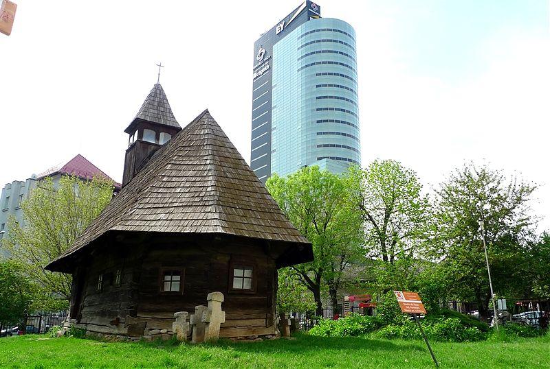 terrasse-musée-du-paysan-roumain