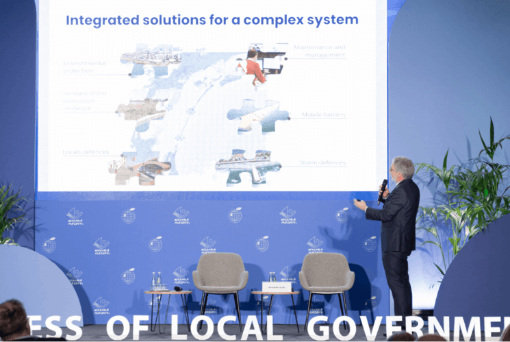 Présentation au Congrès européen des collectivités locales