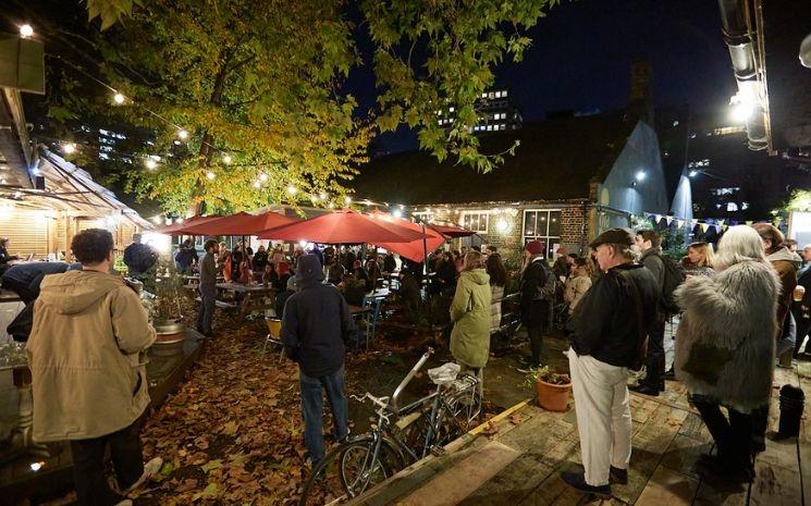 discours old paradise yard