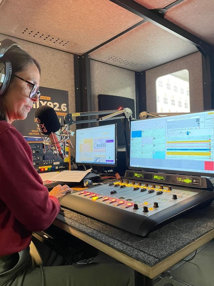 Élise aux manettes (Crédit : Stéphanie Belton Photography)