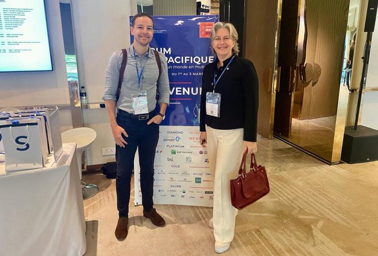 L'équipe Le Petit Journal de Singapour et du Vietnam en déplacement pour le forum CCE