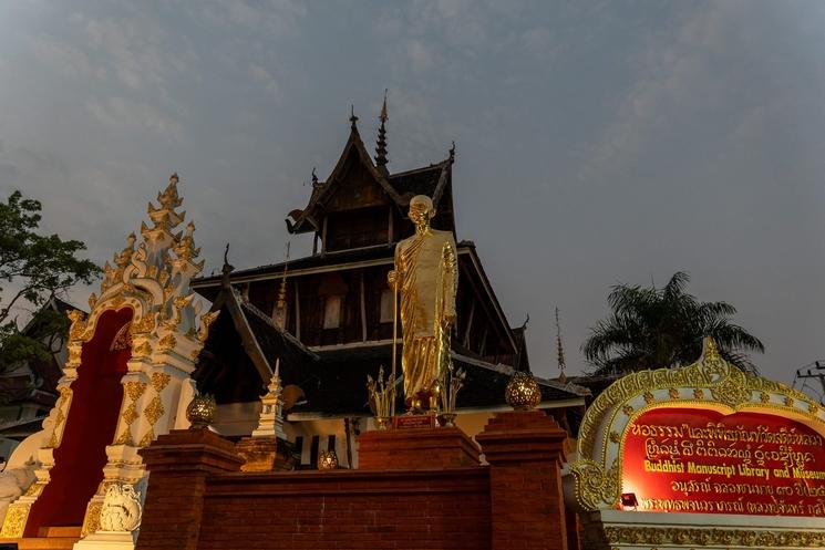 Makha Bucha Chiang Mai
