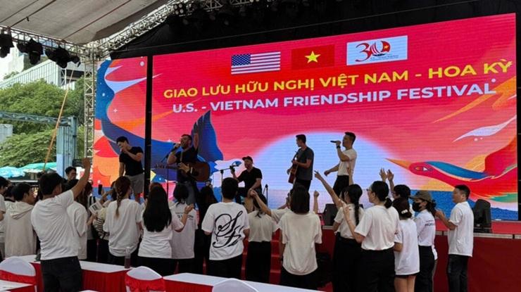 Le Festival d’amitié Vietnam – États-Unis a été officiellement inauguré.