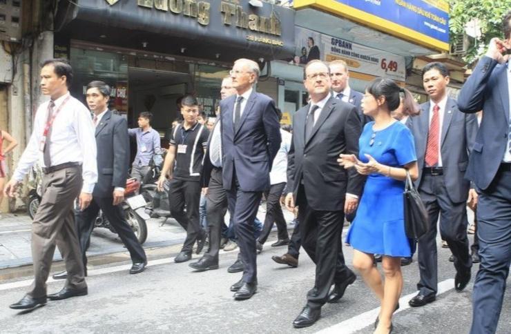 Dans les rues de Hanoï.