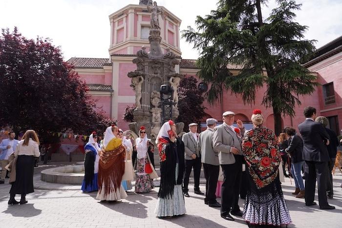 costumes typiques san isidro