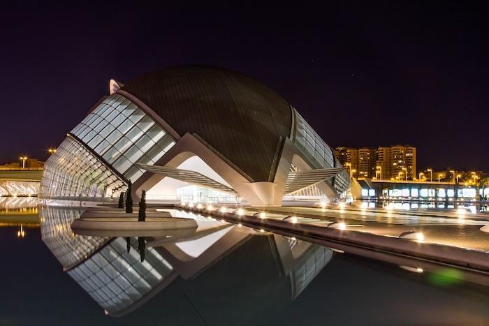 Hemisferic de Valencia la nuit