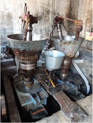 Machine à presser pour obtenir de l'huile